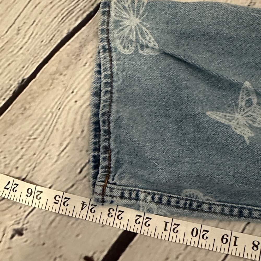 S.O.N.G Butterfly Pattern Light Blue Jeans ankle length - Picture 5 of 7